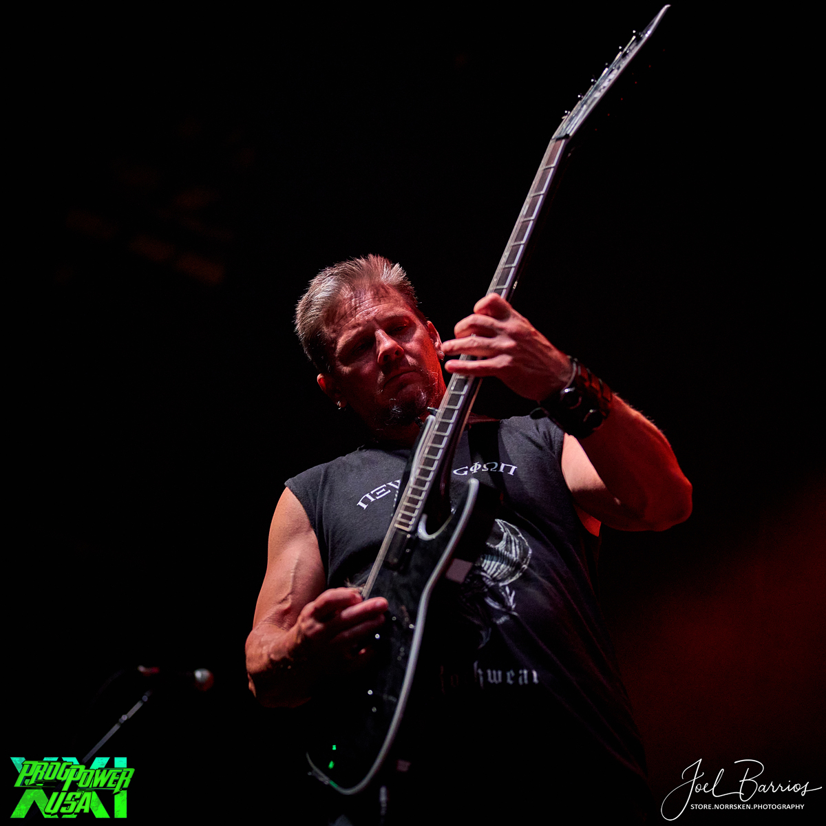 Flotztildeath's tweet photo. Celebrating our very own Michael Gilbert belated birthday. Cheers to the man behind the six-strings guitar madness! #Guitarist #Metal #ThrashMetal #HappyBirthday #FTD #Flotzilla
.
๐ท: @sncperspectives at @ProgPowerUSA https://t.co/yqEFXCtItw