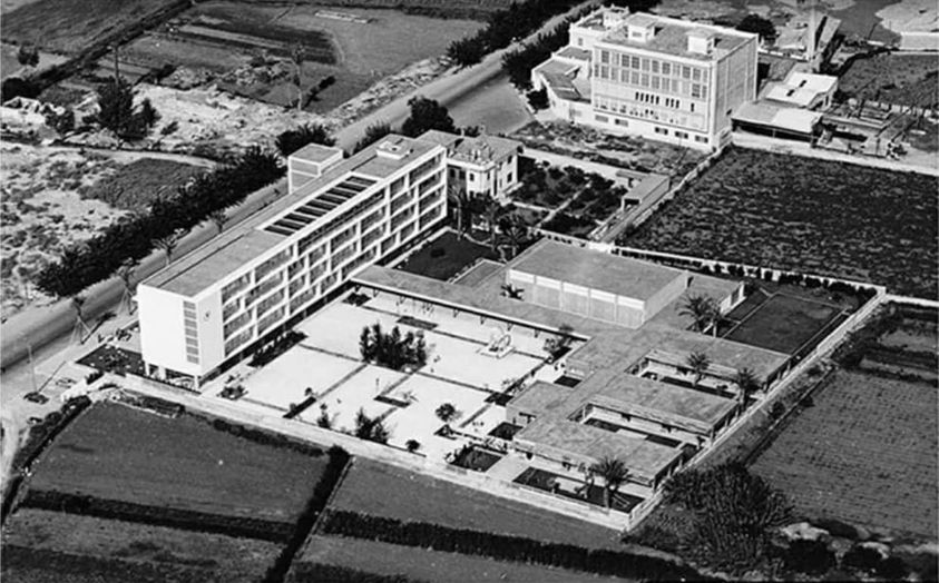 València, anys 1960. Vista aèria del Col.legi Alemà, al carrer Jaume Roig. Encara envoltat per horta!!!