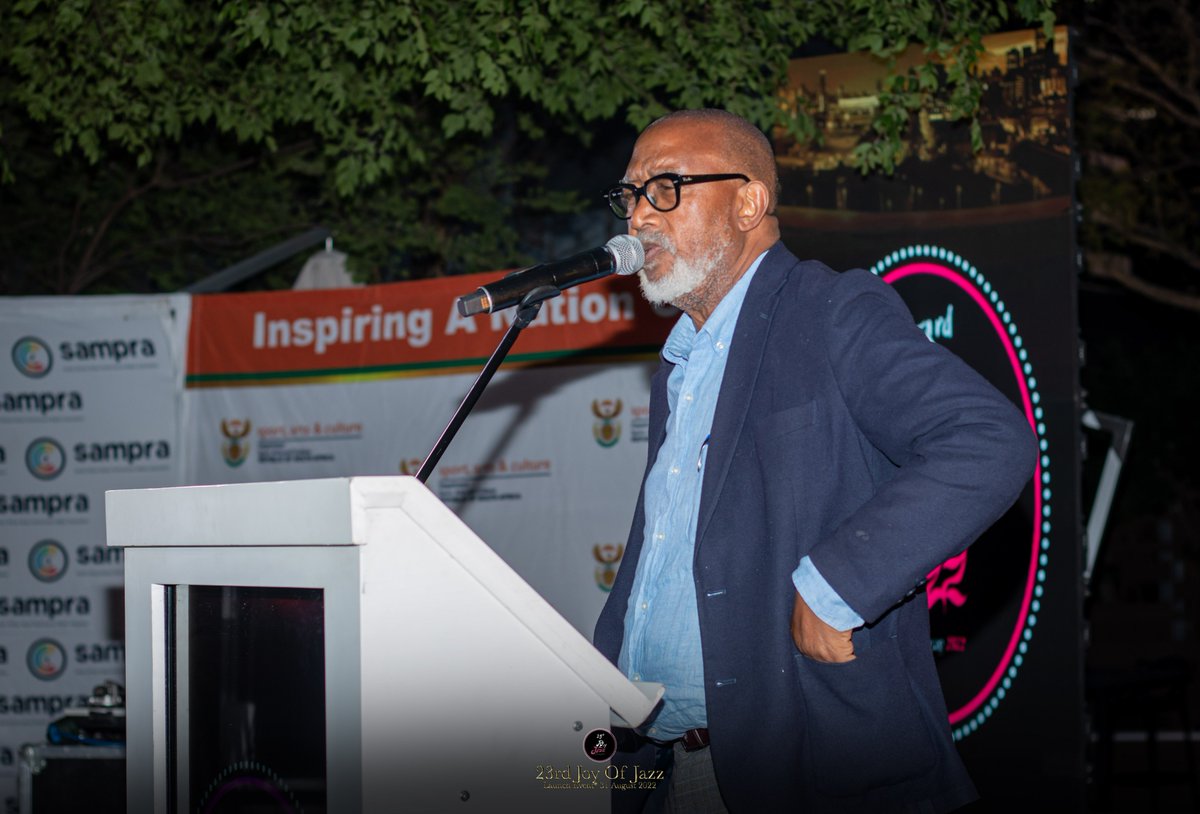 JoyOfJazz's tweet photo. The Legendary Music Artist – Bra Sipho  Hotstix  taking us on the journey of Jazz Music and telling us why we should honour and celebrate great music and musician.
#joyofjazz2022
#joyofjazz
#TladiMusicman
 #Jazz
 #Music
#sandton
#launchday
#event
#eDikeni https://t.co/0drWxnk4SP