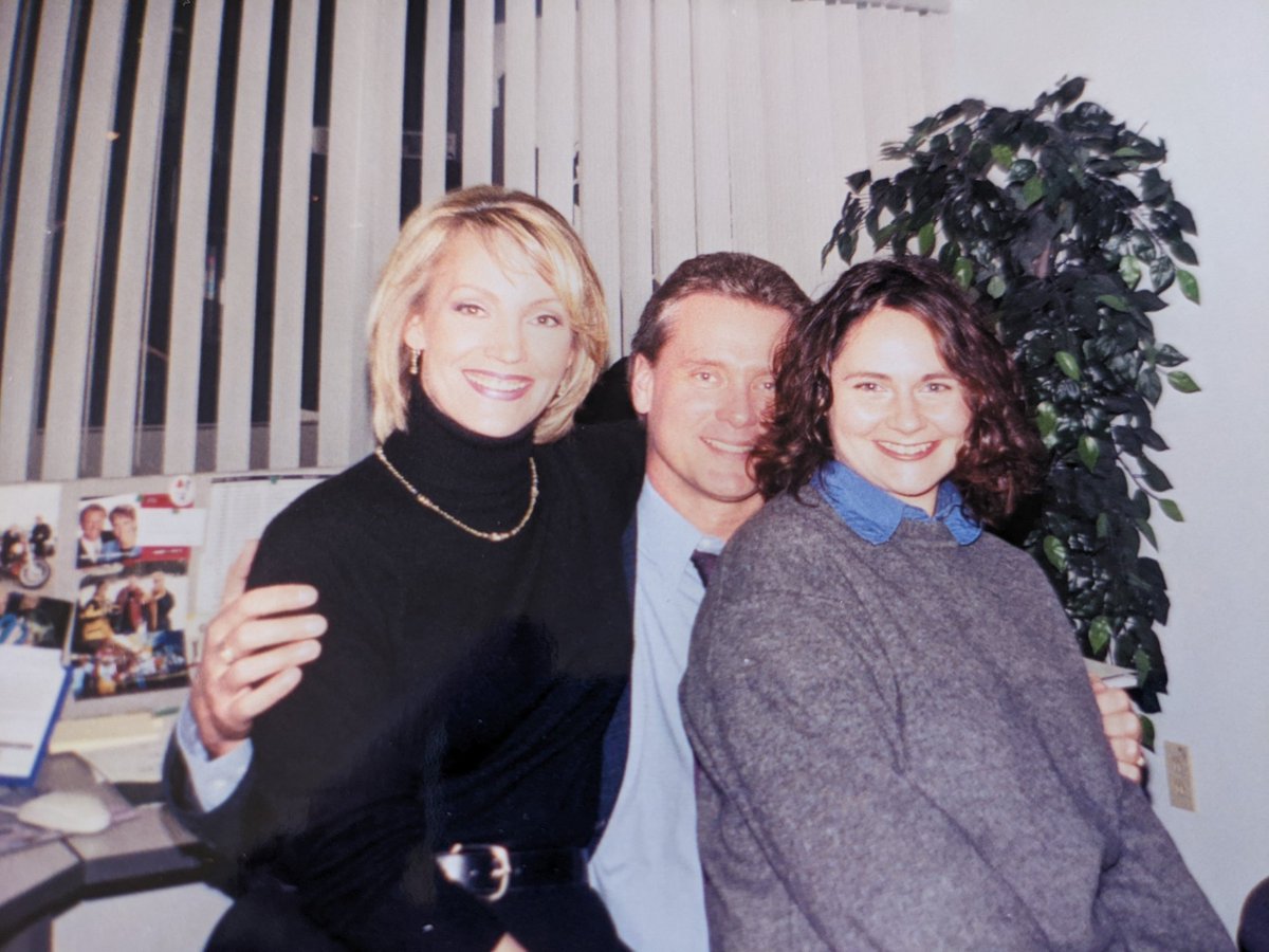 GirlWunderful's tweet photo. I'll jump on Gord Steinke Day with this picture from 2001. THE coolest guy in news!  Happy Trails.  @GordSteinke @steeletalk https://t.co/DHhO8lYtiX