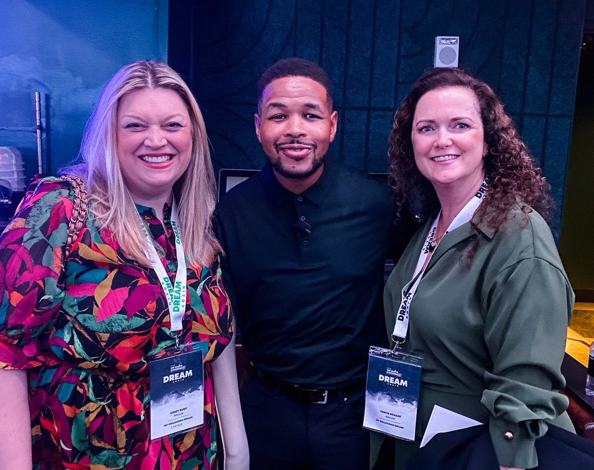 WallerLansden's tweet photo. Abbey Ruby and Tonya Sharf had a great time at Dream Again The VIP Ignite Experience powered by @btgvoice and had the opportunity to meet keynote speaker @inkyjohnson. Waller is proud to have been a sponsor for such an inspiring and uplifting event.

#VIPignite22 #DreamAgain https://t.co/vA2KZqyO8b