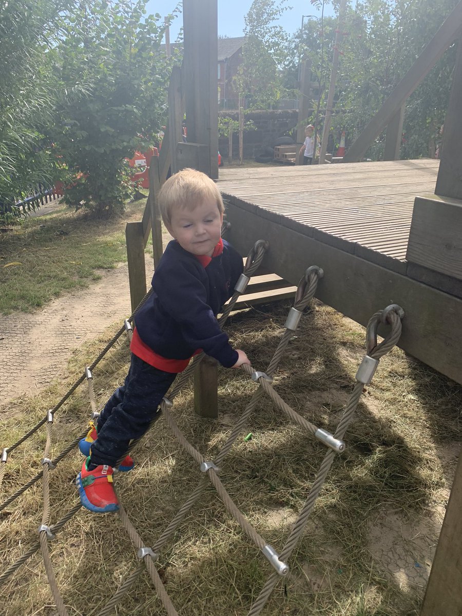 RiccartonC's tweet photo. Risk assessing the outdoors before we go out to play. #managingrisks #RiskyPlay 🌲 https://t.co/A4L6lNHWhi