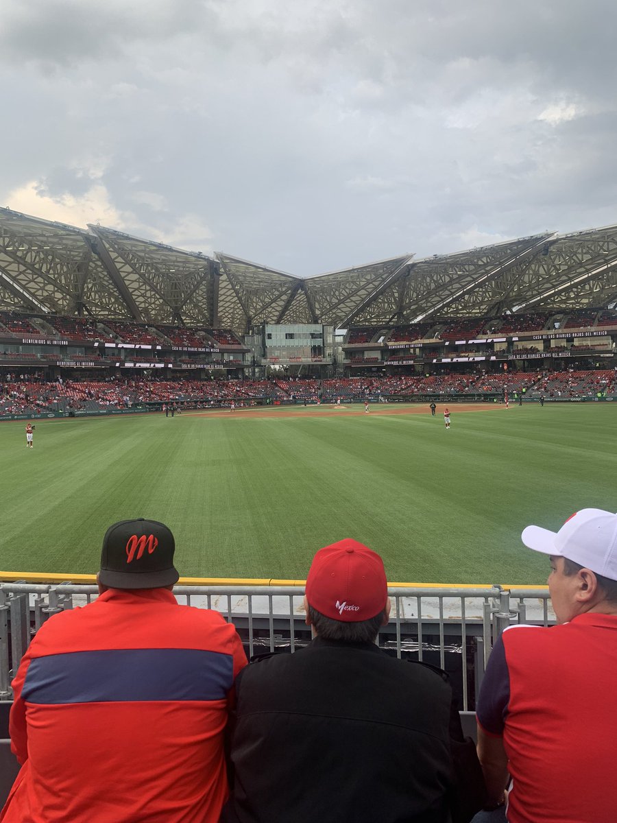 elringdelsabor's tweet photo. @BullterrierFM @_luis_perez @larifadeltigre @interitzel 
¿Tons que? ¿Se arma o se les arruga?
😂😂😂😂 https://t.co/wNELtg6kif