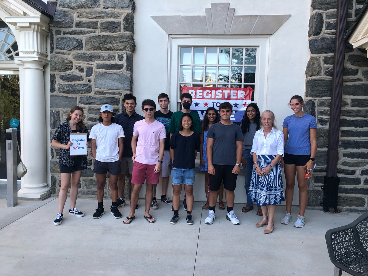 marygayscanlon's tweet image. Loved meeting the amazing students at Haverford College. Thank you to @FordDemocrats for inviting me to support voter registration efforts.