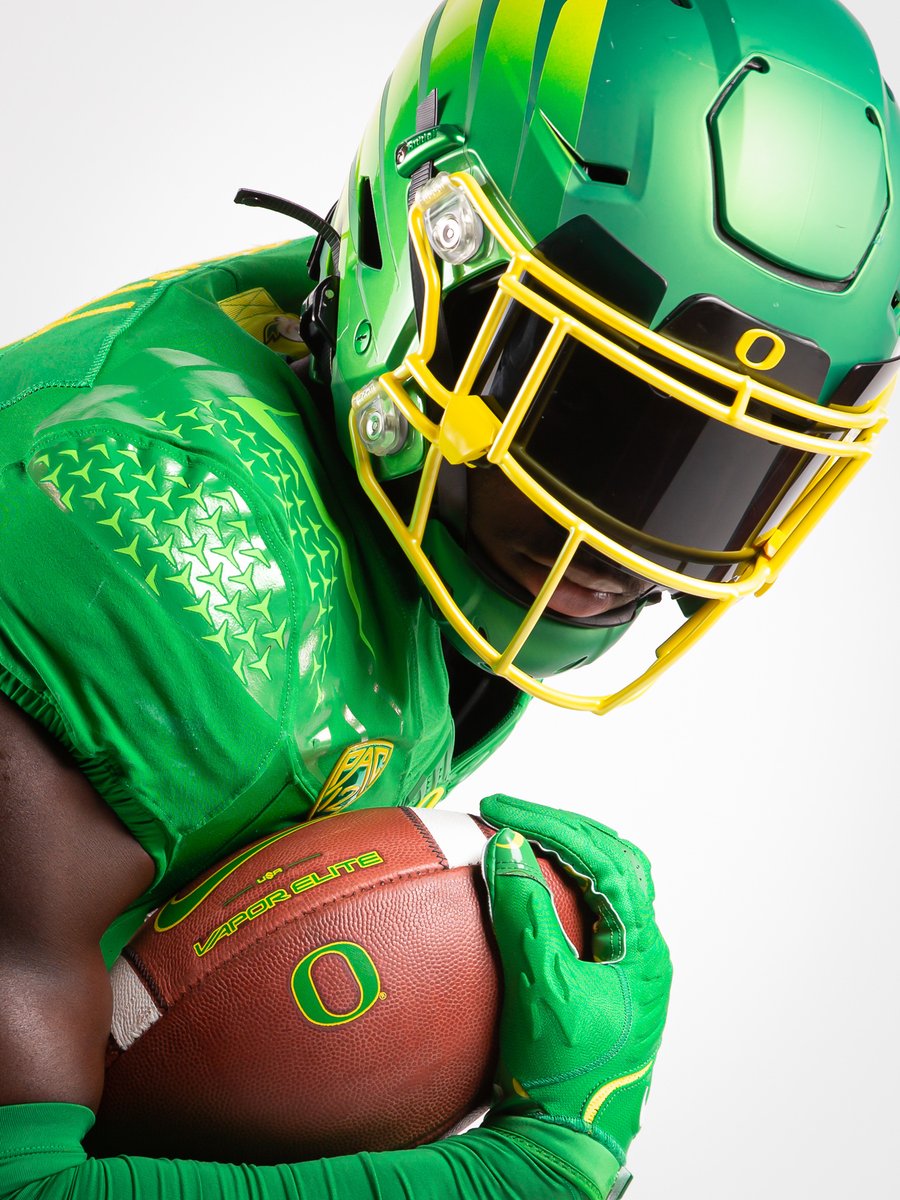AflacKickoff's tweet image. 𝒕𝒉𝒂𝒕 𝑫𝒖𝒄𝒌 𝒅𝒓𝒊𝒑 🦆💧
 
@OregonFootball x #CFAKickoff