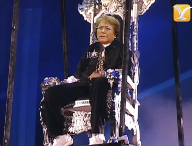 PedroPBrunaL's tweet photo. Michelle Bachelet llegando a la franja del apruebo: https://t.co/AiYRggXYR8