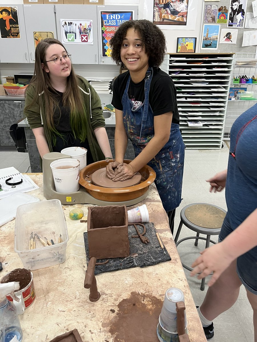MrsBrothersAP's tweet photo. Enjoyed seeing the students’ creativity during learning rounds in Mrs. Byron’s art class. The students were fully engaged and understood the assignment. @NorthWakeCCA @NorthernAreaWC #soarstrong https://t.co/PkezIf6x1c
