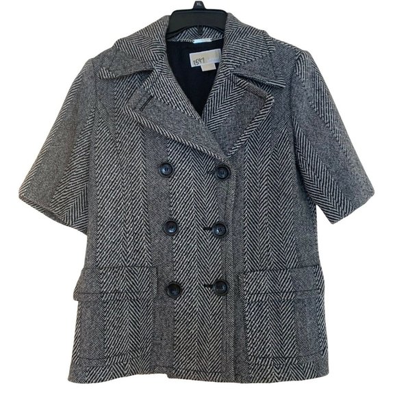 MissWStack's tweet image. So good I had to share! Check out all the items I'm loving on @Poshmarkapp #poshmark #fashion #style #shopmycloset #michaelkors #zyia: posh.mk/09AagbXFTrb