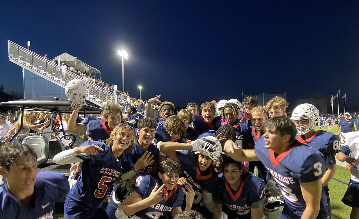 GoOxbridge's tweet photo. Oxbridge defeats St. Andrews 19-0! Congratulations ThunderWolves. https://t.co/T4uQTYgtmj