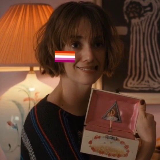 todays lgbt of the day is robin from stranger things! shes a lesbian!