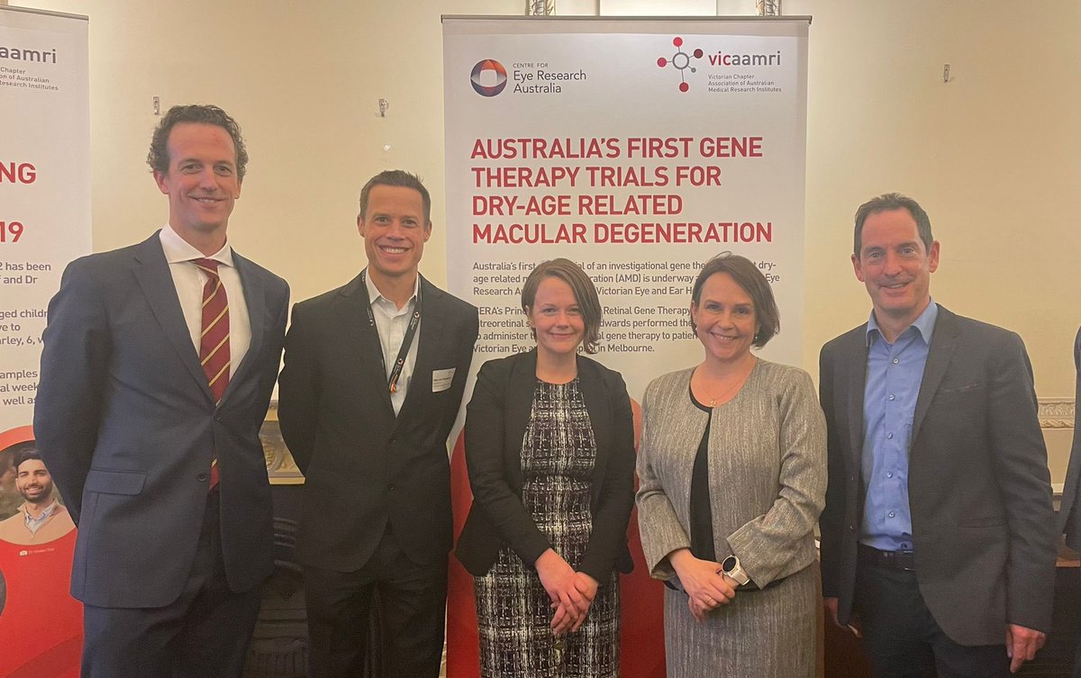 Privileged to be part of @AAMRI_Aus celebration of Victoria’s medical researchers at Parliament House last night and chat with @JaalaPulford about our #genetherapy research. A great showcase of the amazing breadth of research underway in our state @DrLaurenAyton @PetervanWijnga2