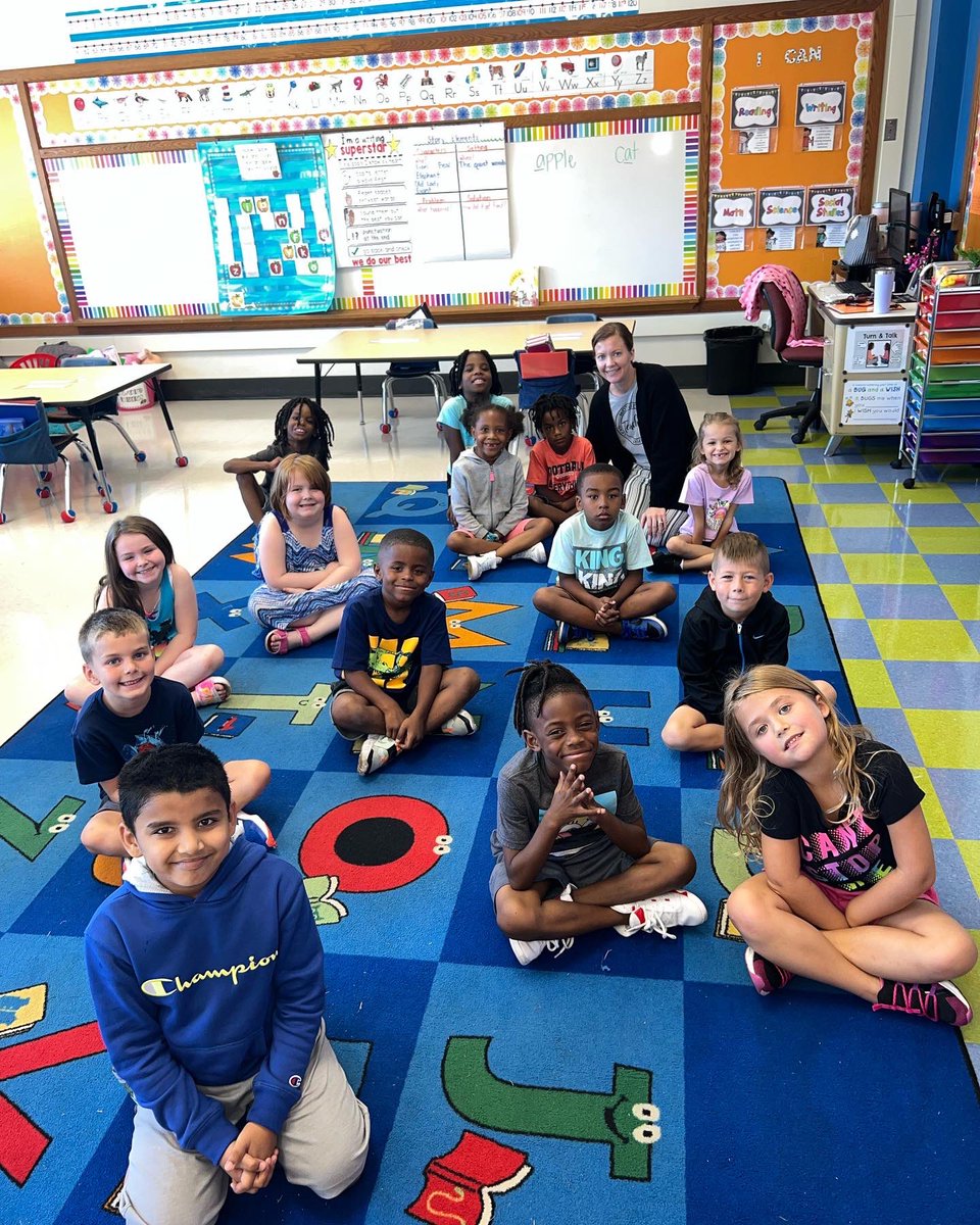 JCSouthSchool's tweet photo. Mrs. Davidson and Mrs. Bremmerkampโs class are enjoying being able to sit, mix and mingle on the carpet together!
How grateful we are to be getting back to some normalcy and a traditional school year!
๐งก๐ค
#jcsouthschool #tigersrule #bettertogether https://t.co/XzJ3iTsL0o
