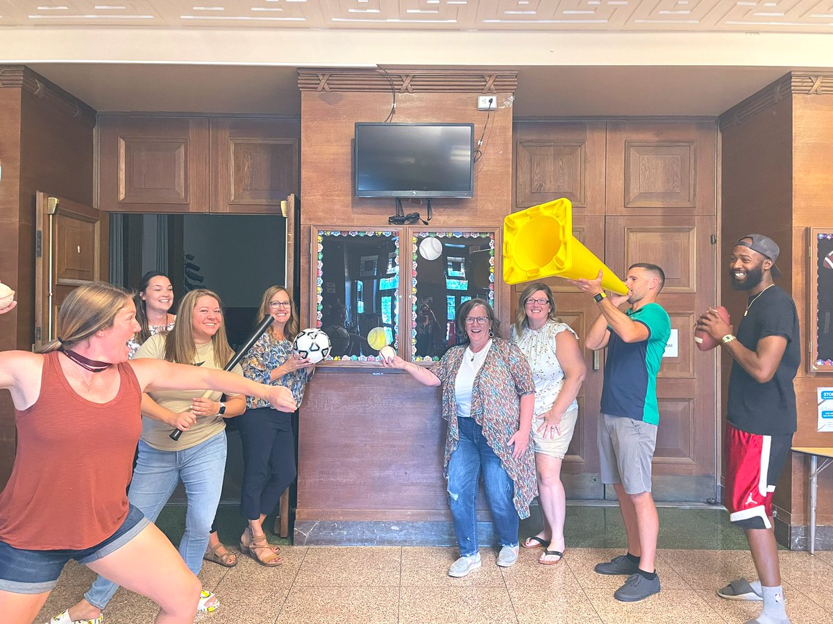 KelleySchoolPE tweet media