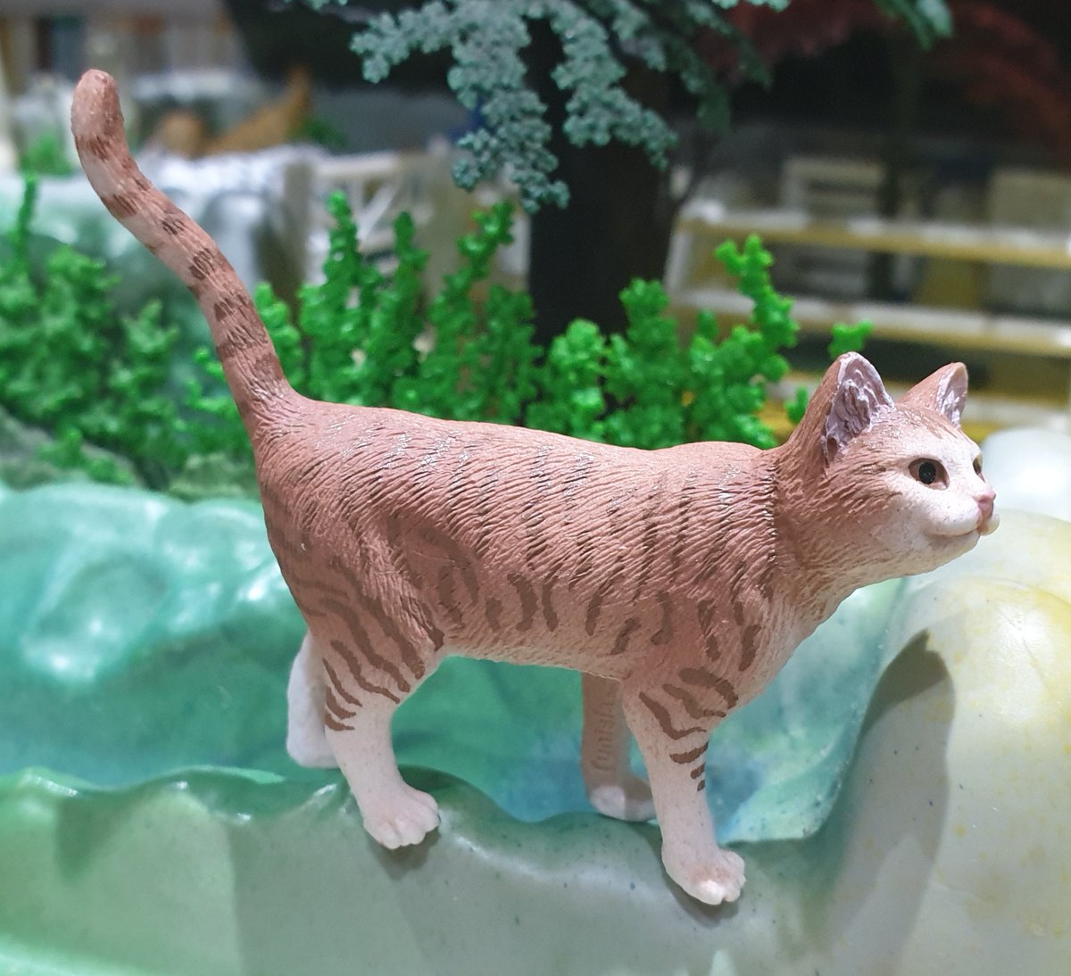 Darren Naish on Twitter "AnimalFigureOfTheDay is another pet cat from