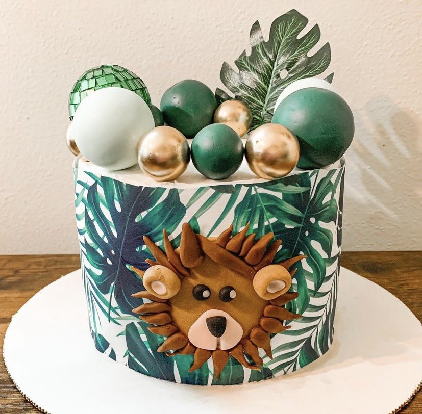 kateboss21's tweet photo. Happy 1st birthday Xander!! 🌿🦁 

#firstbirthday #happybirthday #lioncake #cakesmash #smashcake #fondant #fondantlion #sugarfables #cakewrap #edibleimage #selftaught #selftaughtbaker #homebaker #kateboss https://t.co/RwzJnFN7ZL