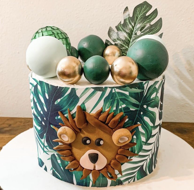 kateboss21's tweet photo. Happy 1st birthday Xander!! 🌿🦁 

#firstbirthday #happybirthday #lioncake #cakesmash #smashcake #fondant #fondantlion #sugarfables #cakewrap #edibleimage #selftaught #selftaughtbaker #homebaker #kateboss https://t.co/RwzJnFN7ZL