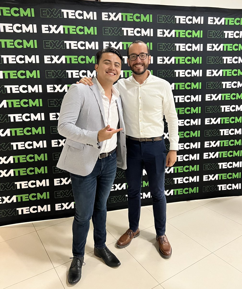 JOSEMAR87's tweet photo. Ayer tuve el placer de conducir 🎤el evento #EXATECMI FEST en @Tecmilenio campus #LasTorres. Agradecido por la oportunidad de conocer a tantas historias de egresados exitosos y descubrir que su paso por #TECMILENIO sigue impactando positivamente en sus vidas.
💚🙌🏼 https://t.co/PGBqn2fbJT
