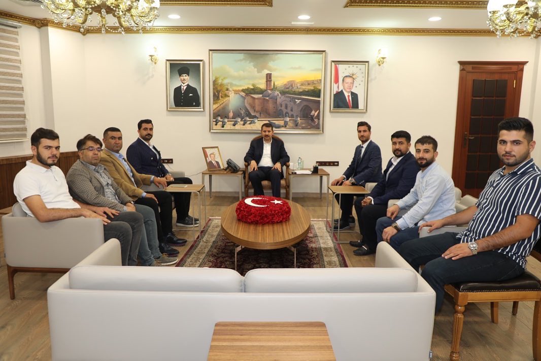 Dünya Beşten Büyüktür Derneği Şanlıurfa İl Temsilciliği Olarak Şanlıurfa Valimiz Sn.Salih Ayhan İle İstişarede Bulunduk Kendilerine Kabullerinden Dolayı Teşekkür Ederiz.  <a href="/hasandogan/">Hasan Doğan</a> <a href="/valisalihayhan/">Salih AYHAN</a> <a href="/erdalgulertr/">Erdal Güler</a> <a href="/UrfaValiligi/">T.C. ŞANLIURFA VALİLİĞİ</a> <a href="/dbbdernegi/">Dünya Beşten Büyüktür Derneği</a>