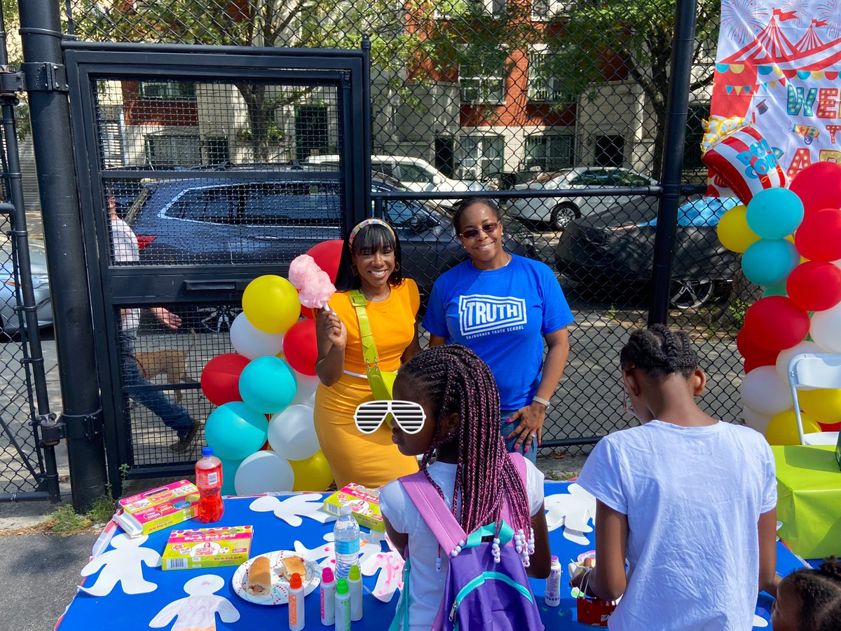 APWILLIAMS149's tweet photo. SoTro @Sotru0 Back to School Carnival Event” @kamar_samuels @ladyz267 https://t.co/Nv8OF9jjbu