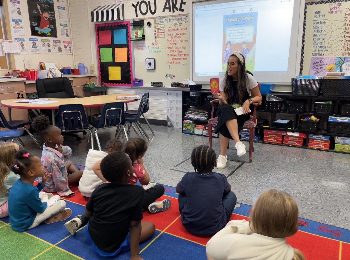 Rachel Graves tweet media