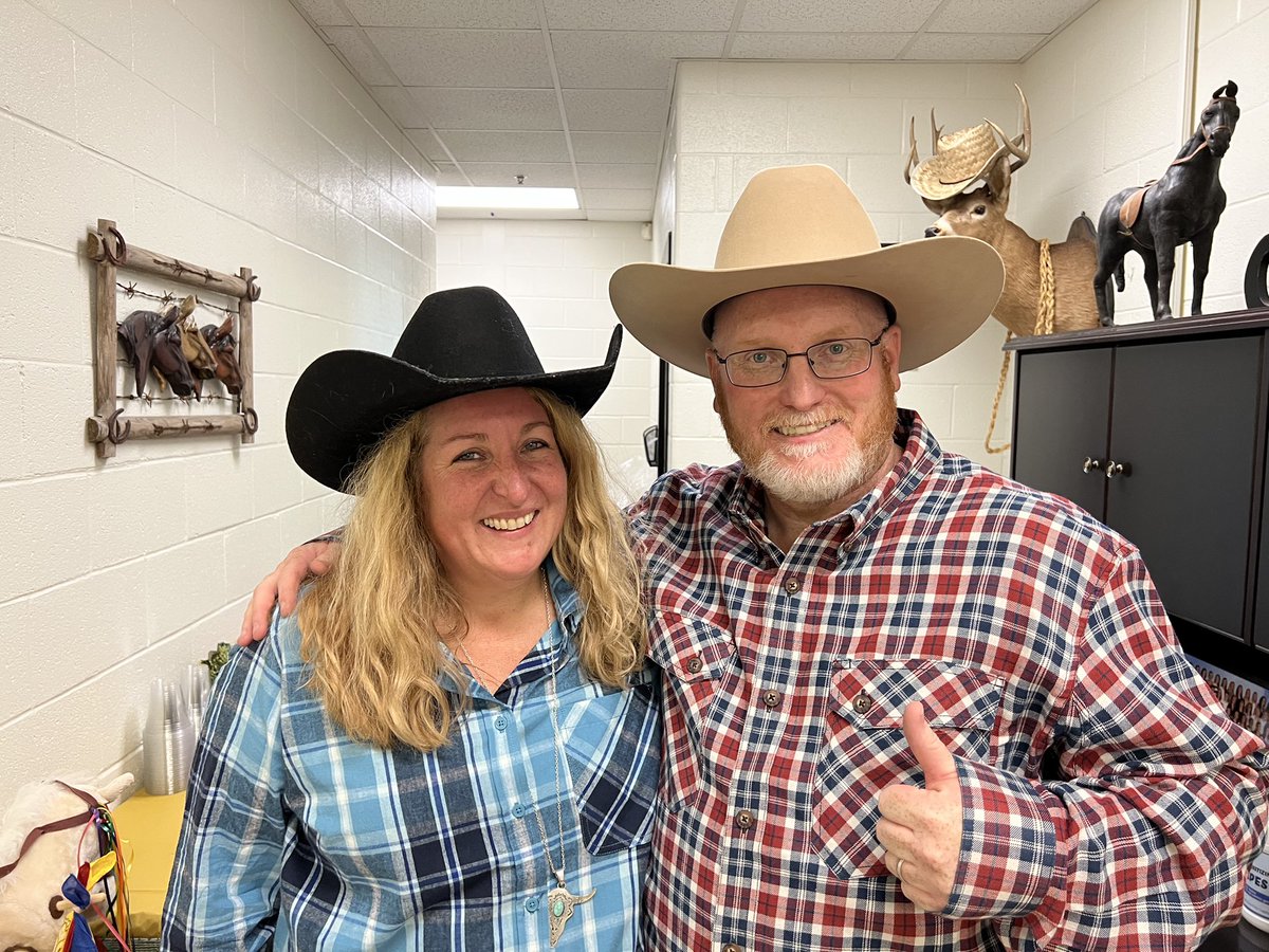 Lyn Turnell tweet media