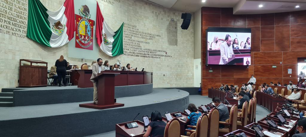 DeLegibusMex's tweet photo. 🏛 #Oaxaca | Dip @SesulBolanos propone reforma de ley de los derechos de las niñas, niños y adolescentes del estado para la "no revictimizacion" de los infantes en los juicios https://t.co/nc6qV886Uh