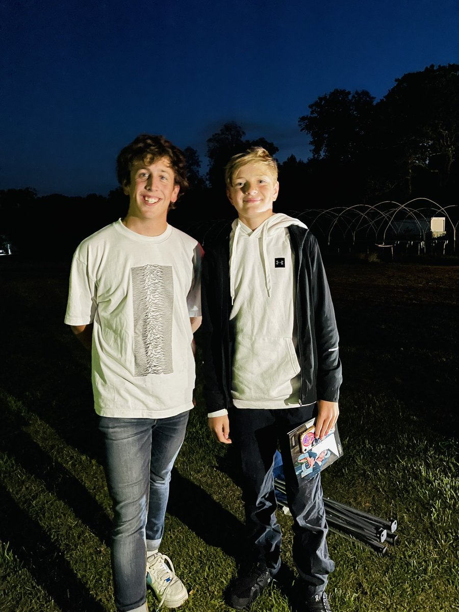 Spent the evening at <a href="/ClaremontFarm/">Claremont Farm</a> watching the <a href="/TLCMuk/">The Lord Chamberlain's Men</a>, an incredible performance by all, but <a href="/Ben__Lynn/">Ben</a> stole the show. Bravo to all involved! Also ace to meet <a href="/PaulineCoxy/">Pauline Coxy</a> in the flesh who was raising funds for <a href="/Shelter/">Shelter</a> ☺️🫶