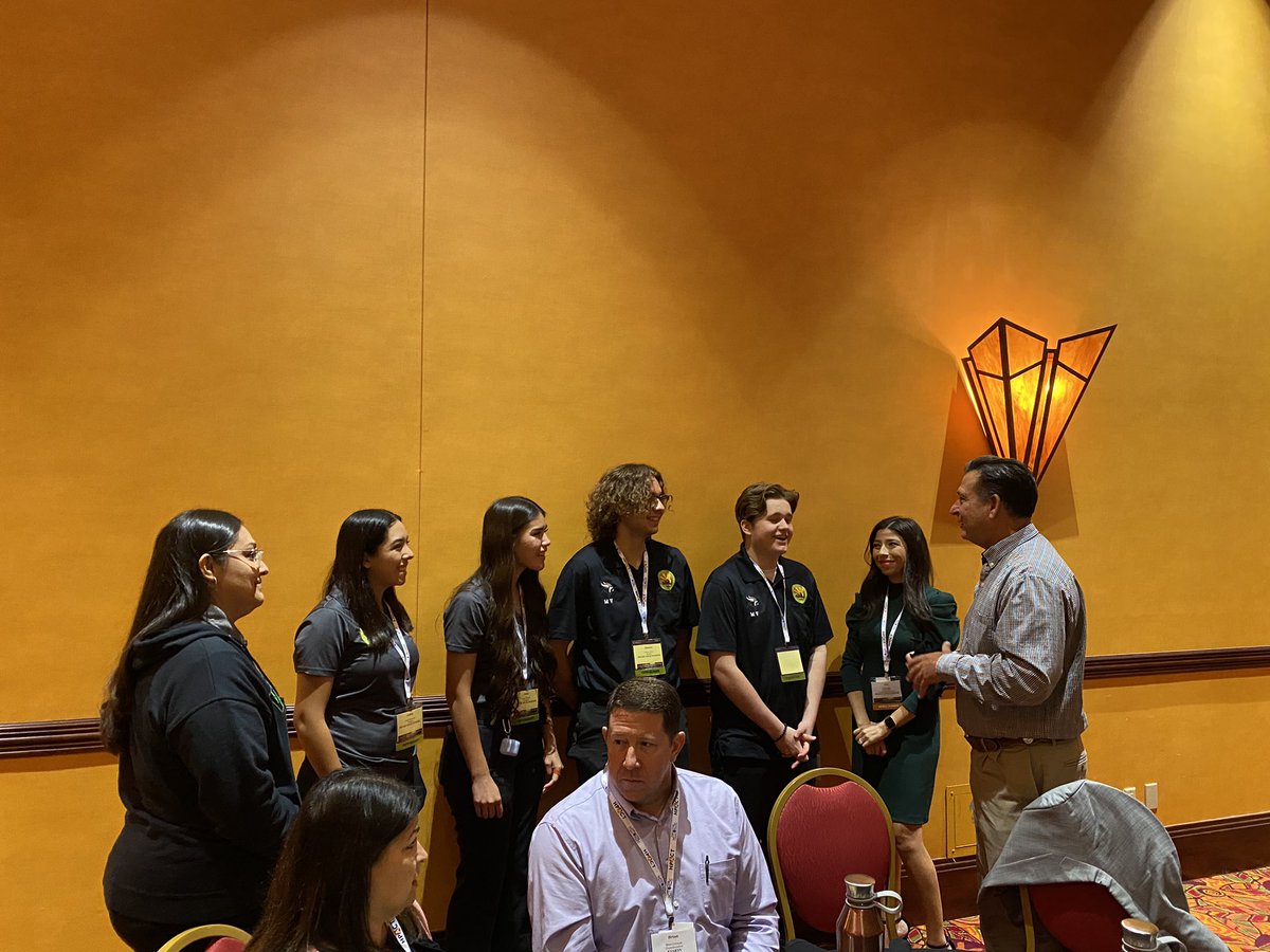 seppala_bryan's tweet photo. Thank you @RepDavidCook for your support for @resolutioncu and our local communities! Great to see you sharing ideas with the #MiamiAz youth council! #LACT22 @AzCities https://t.co/pxCngPWf3E