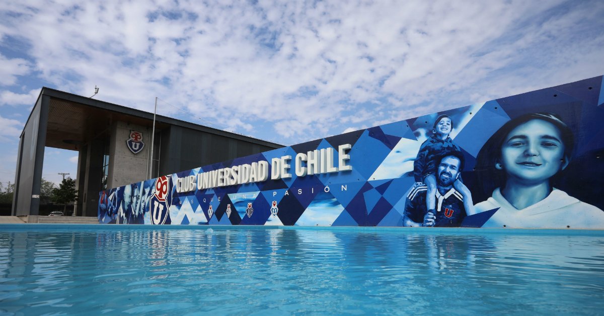Pa_infinita's tweet photo. Comunicado de Azul Azul
📌Darío Osorio ni ningún jugador ha sido vendido.
📌No se ha considerado a Cecilia Pérez para sustituir a Clark
📌Nadie en el Club ha puesto en duda la continuidad de Diego López y su cuerpo técnico
📌No existe una situación de riesgo financiero del Club https://t.co/O1OXMikGOY