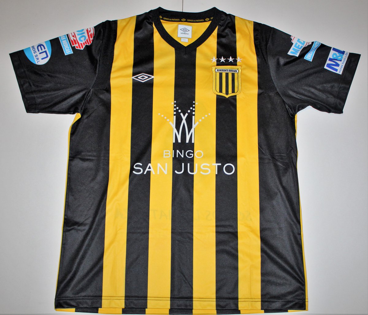 casacastan's tweet photo. 🛡️: Almirante Brown
🗓️: 2011-12 |  Titular
👕: Umbro 
📏: Talle L 
🤝: Original de utilería con dorsal nro. 6. Muy bueno. 
#almirantebrown #isidrocasanova #umbro #fútbolargentino #camisetas #ascenso https://t.co/saZZgWERpl