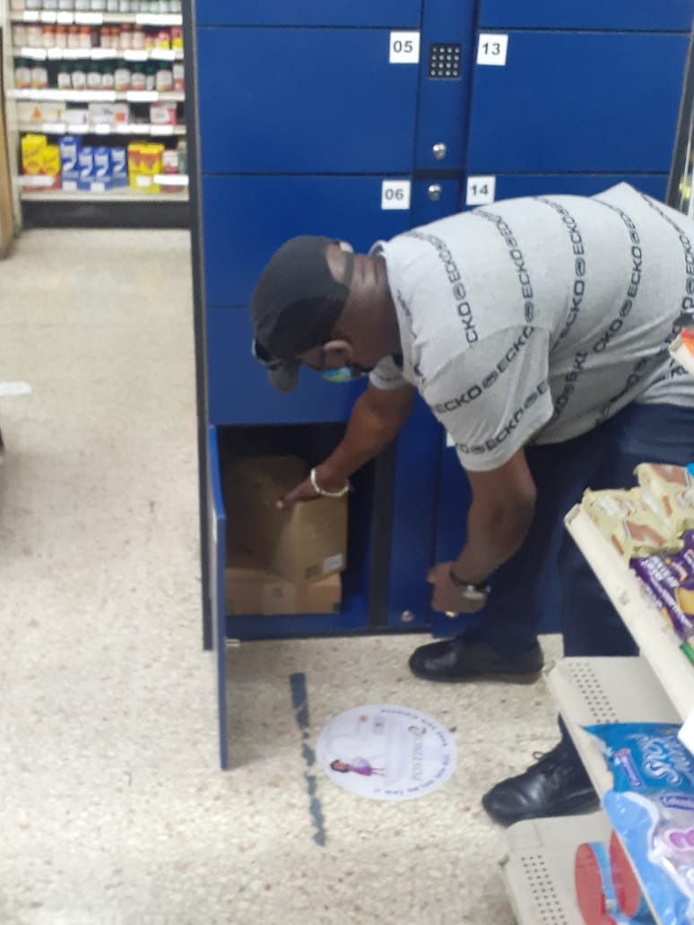 Big orders are a breeze with Chist. Just place them in one of our larger lockers for your customers to pick up.

Signup today at chistja.com