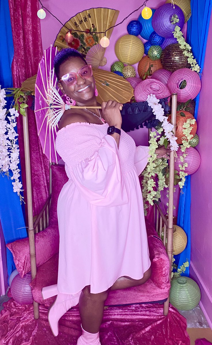 andece's tweet photo. Enjoying my photo shoot! 56 never felt better! https://t.co/v28DL6JEYj