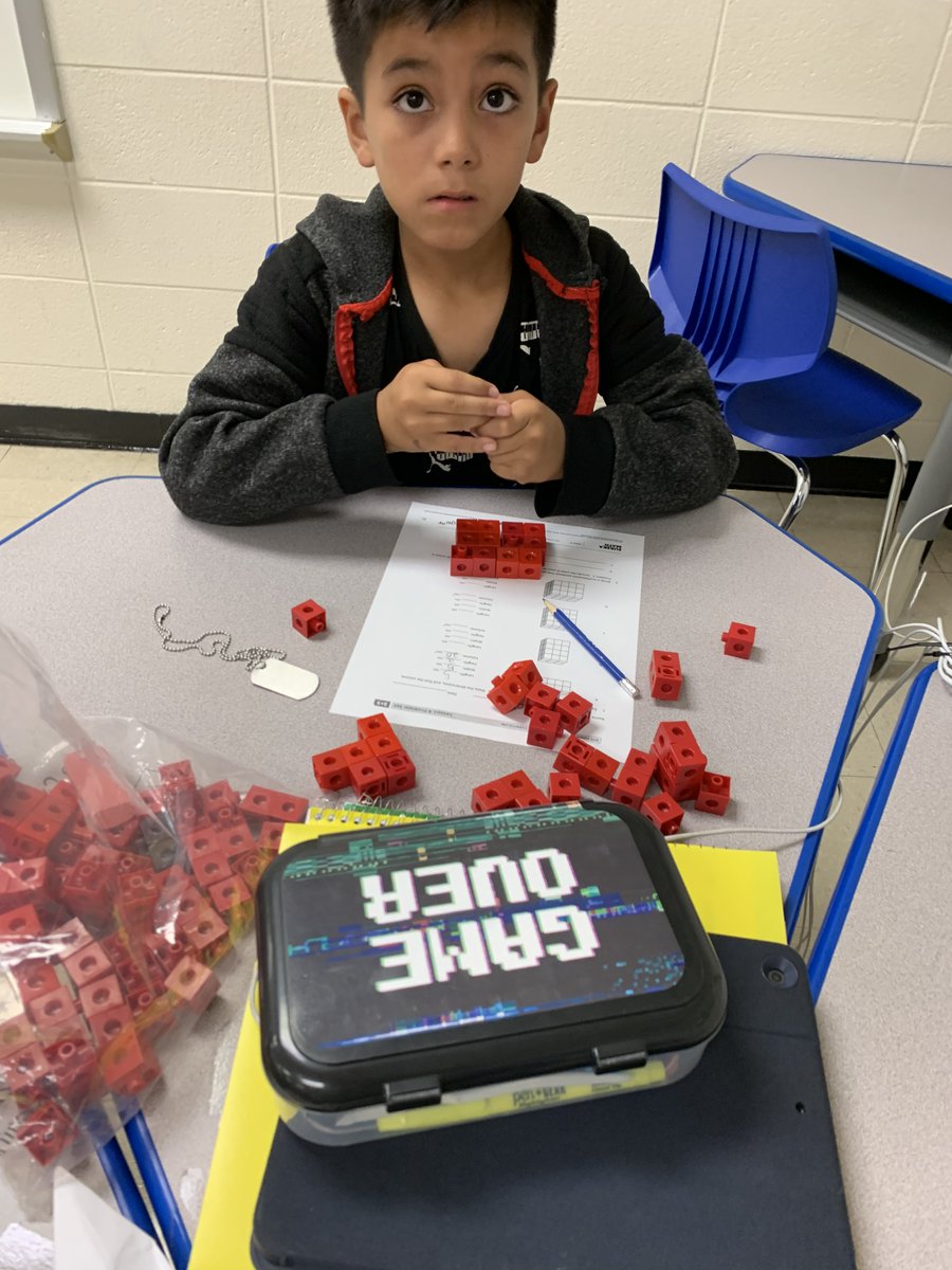 BeachRLAS116's tweet photo. 5th graders using cubic units to understand volume.  Keep up the good work Bobcats.  #beachbobcats  #5thgrade https://t.co/61CzBq6Mog