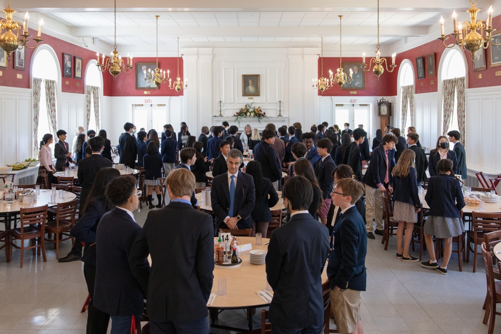 FaySchool's tweet photo. Family-style dining is one of Fay’s best-loved traditions, and our community celebrated its return this spring. Read more here: https://t.co/StlMYVtbdE
#fayschool #familystyledining #faymagazine https://t.co/Kj3aLZOfmz