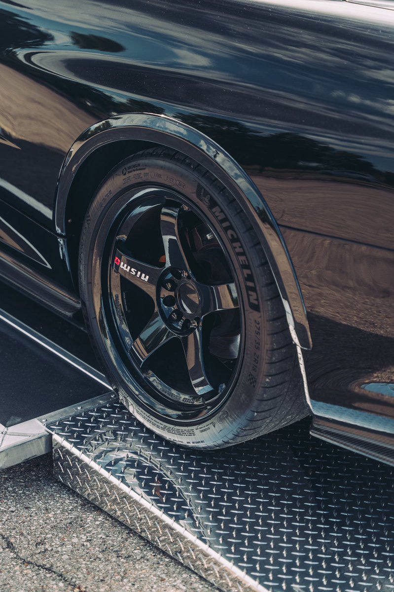 Oh look it’s an R34