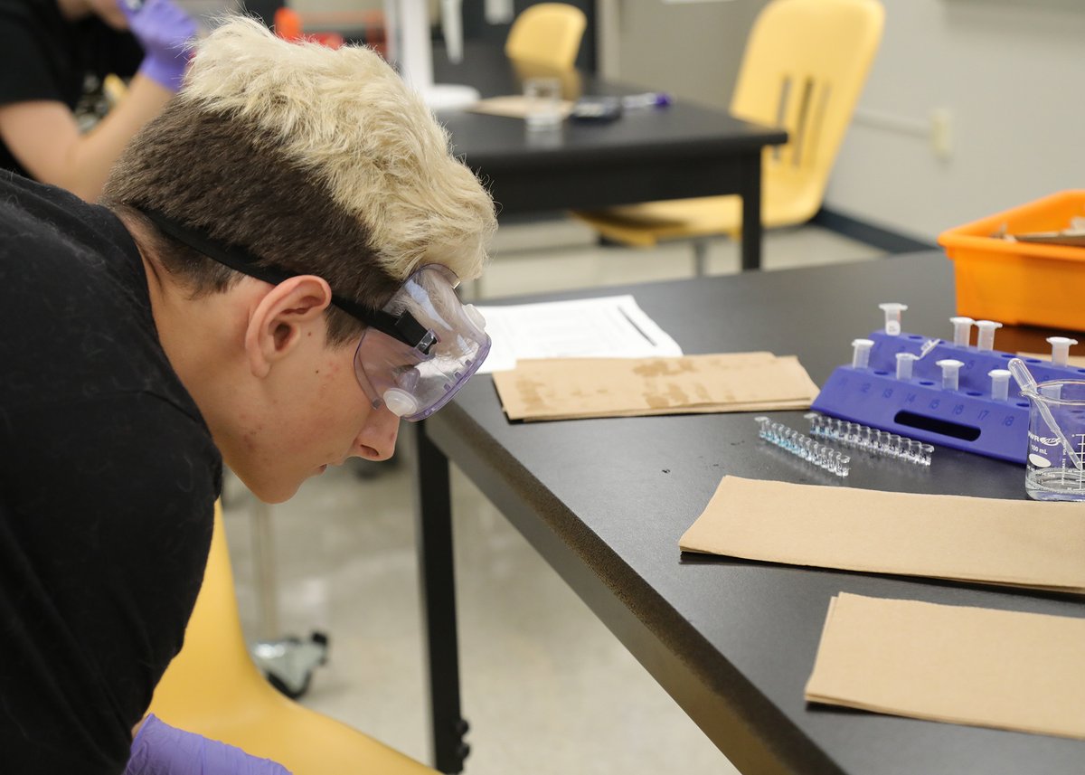 FRCCBioMed's tweet photo. First lab of the year was an ELISA to "see" how antibodies can be used to detect disease. BioMed students were able to identify which patients tested positive for the mystery illness. We don't always get accurate results so this was exciting!
#engageSDOW
#BioMed https://t.co/ybPWAqceHn