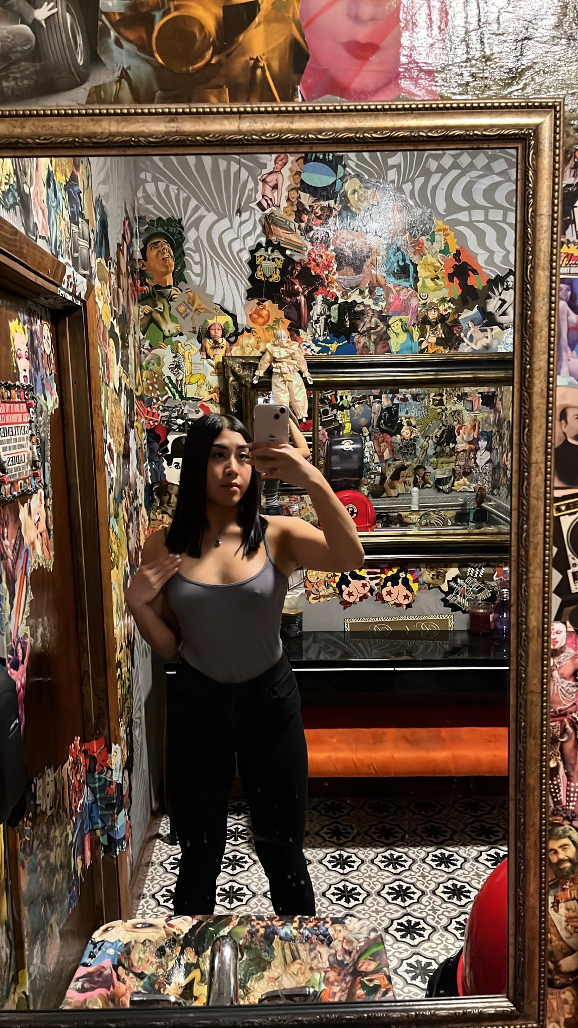 TW Pornstars - Emerald Loves. Twitter. Had fun being an extra for @mofosnetwork today!. 9:33 PM