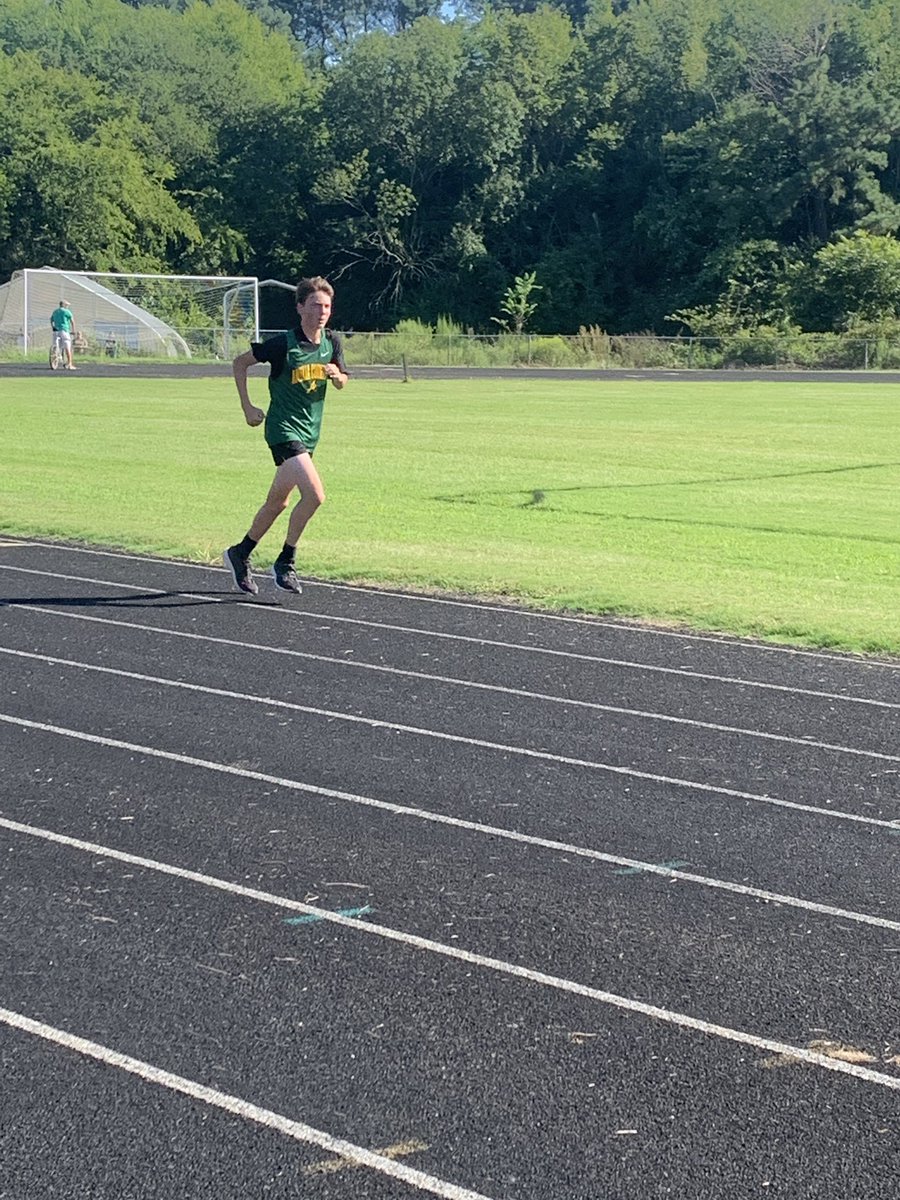 AmeliaCounty_HS's tweet photo. Cross Country hosted our first home meet of the season today! #RaidersRISE #EveryRaiderEveryDay #TeamAmelia #EngageTogether #PromoteThePositive @AmeliaSchools https://t.co/7mQ67V52LV