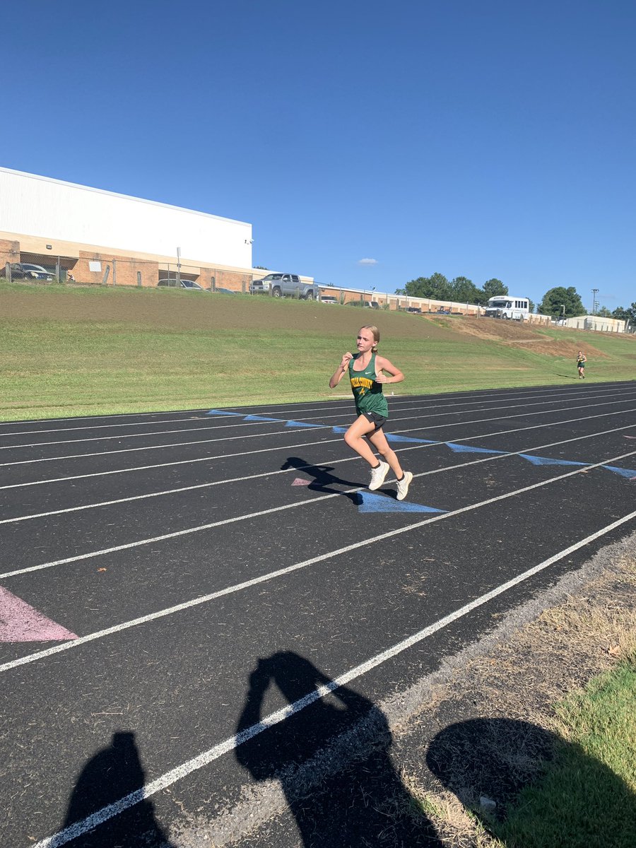 AmeliaCounty_HS's tweet photo. Cross Country hosted our first home meet of the season today! #RaidersRISE #EveryRaiderEveryDay #TeamAmelia #EngageTogether #PromoteThePositive @AmeliaSchools https://t.co/7mQ67V52LV