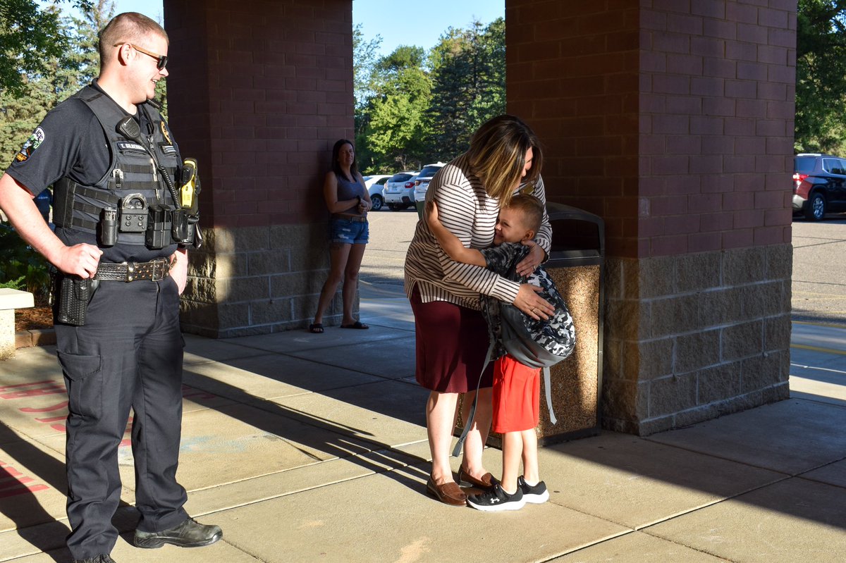 ISD717's tweet photo. We love being able to welcome our students back on the first day of school! We hope all our grade 1-4 families enjoyed being back! ❤️💛 #JordanPride https://t.co/BeU8oiFSw2