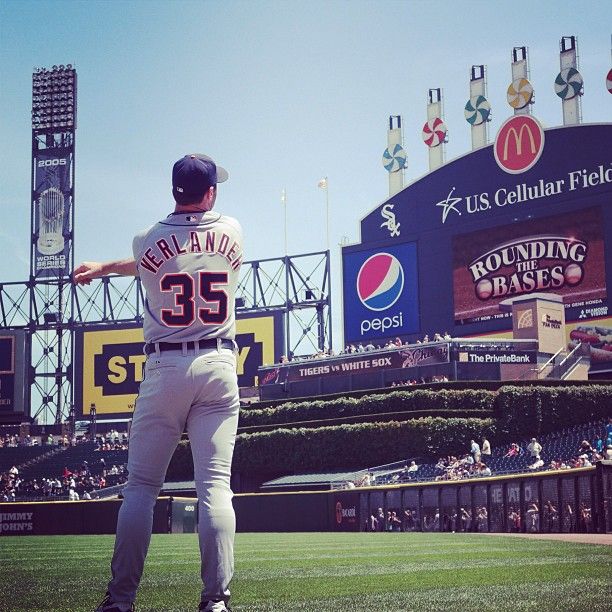 5 years ago today, we traded away the best pitcher of his generation. In return, we got 2 players with a combined negative WAR. So we literally got less than nothing for a future first ballot Hall of Famer.