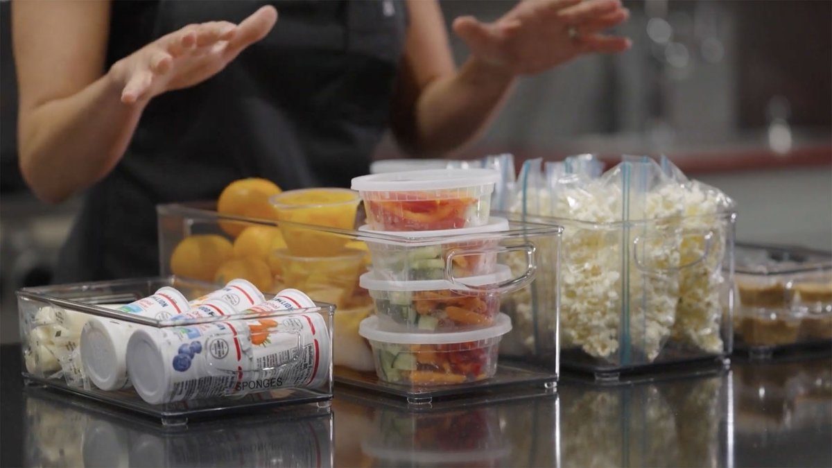 NCExtension's tweet photo. Now that school's back in session it's time to think outside the (lunch) box. In this segment of Homegrown, nutrition expert Catherine Hill shares nutritious snack options and lunch-packing hacks that’ll save you time (and stress).

➡️: https://t.co/GHTfa5fbXz https://t.co/1TPpT1pbVe