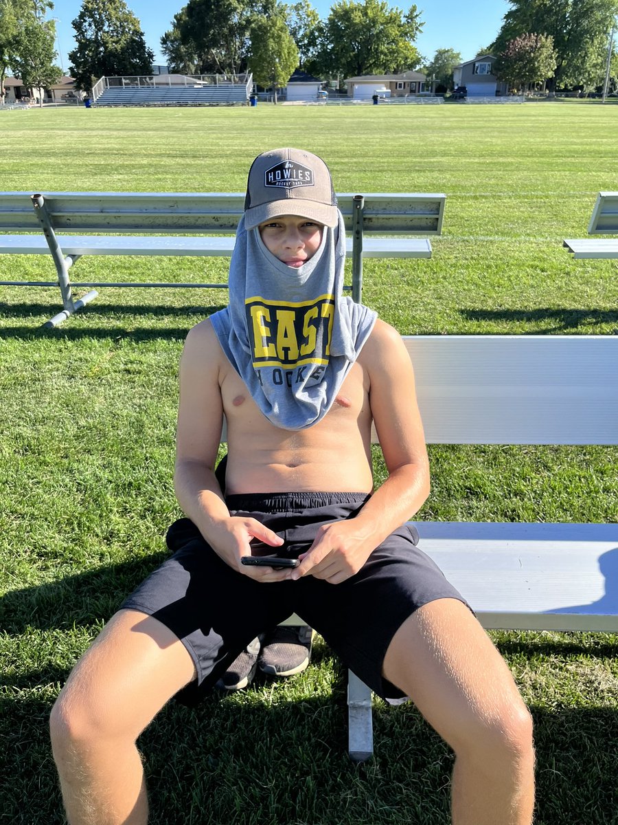 CougarSoccer12's tweet photo. @ZLebens warm today bud. https://t.co/dm1lYwrrZ0