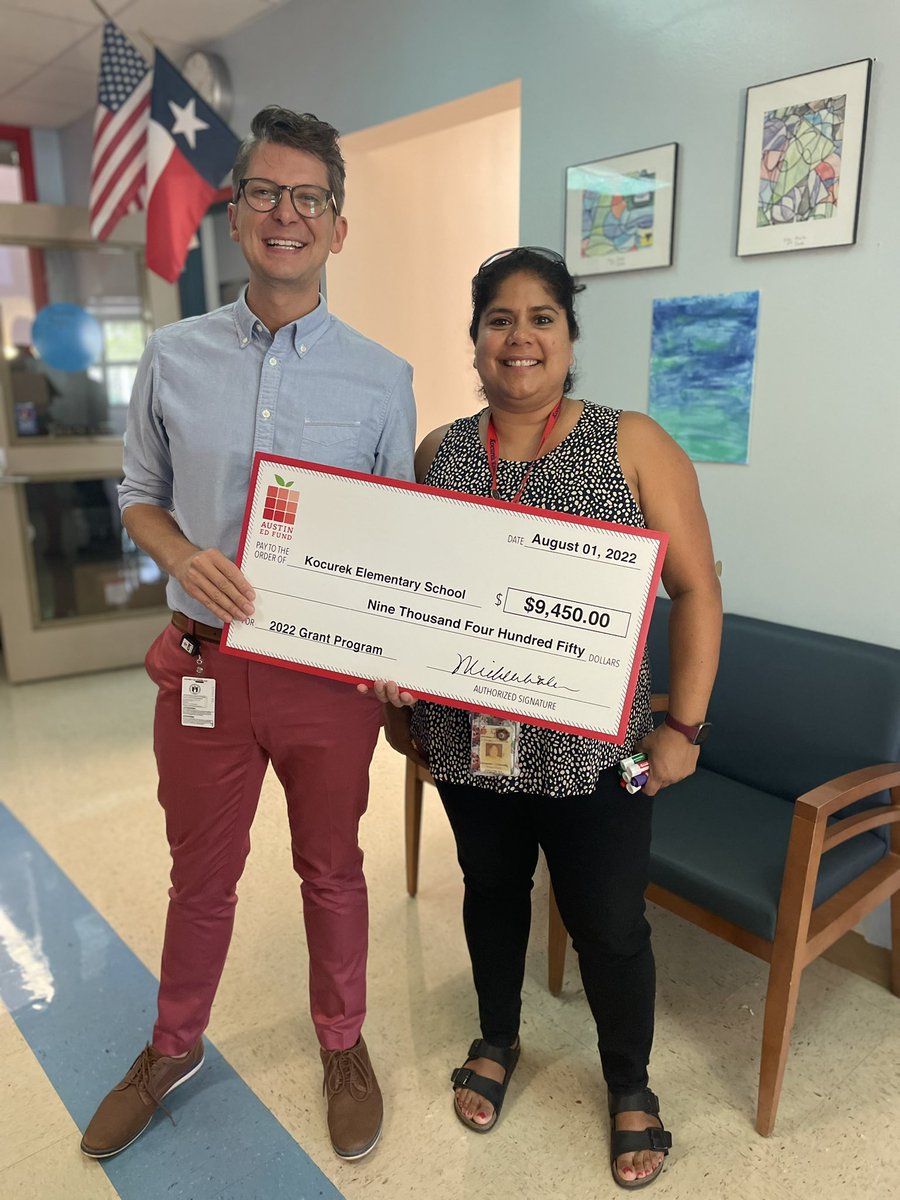 Lfrier01's tweet photo. Feeling grateful for @AustinEdFund and their support to @KocurekES ! https://t.co/dCAQbQQ0vJ