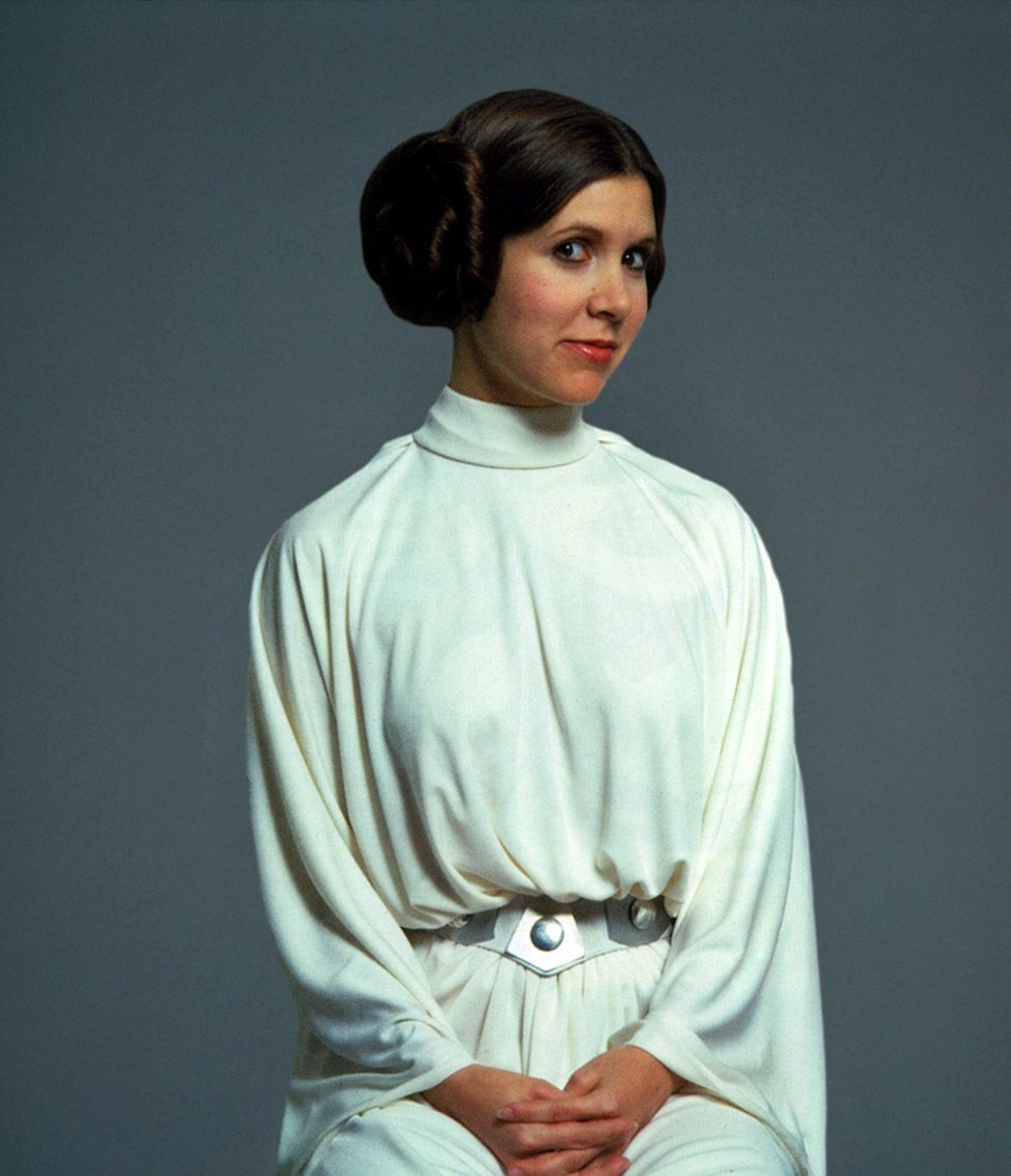 thinkskywalker's tweet photo. the side glance. 💫 https://t.co/sX9VDrvUC5