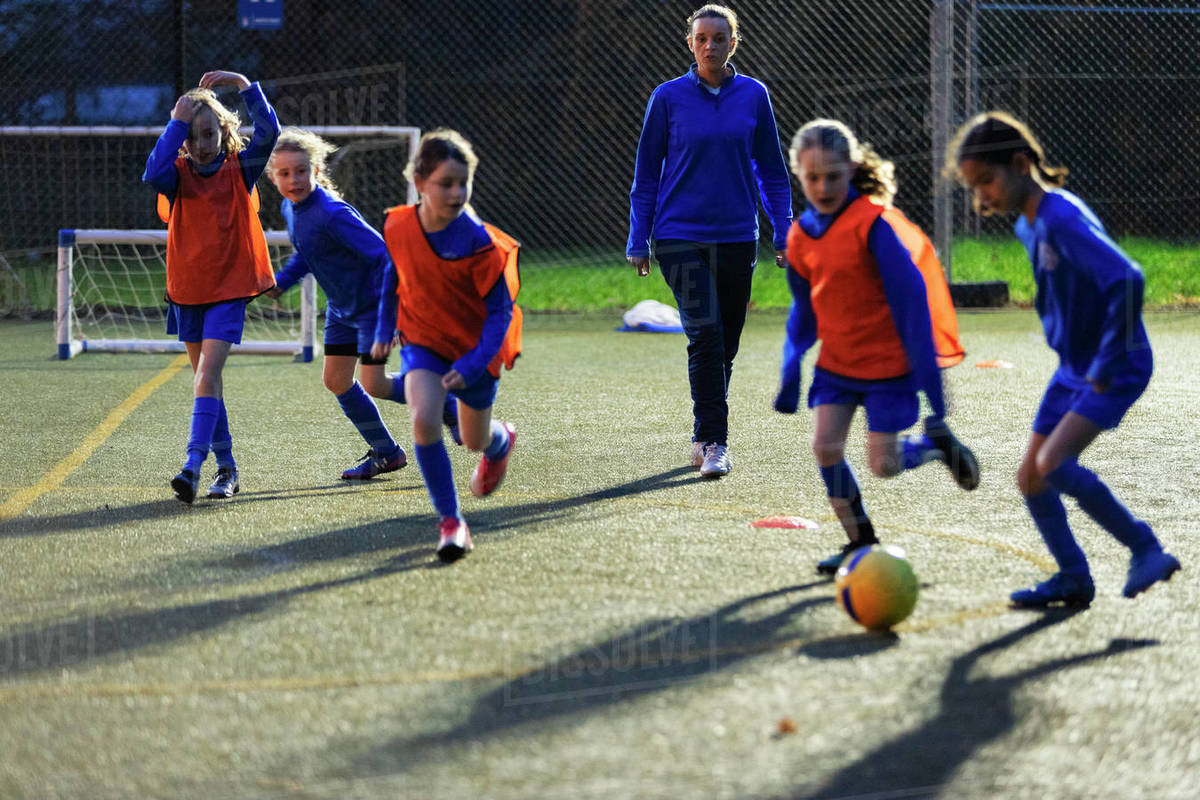 MattBConnects's tweet photo. 🇺🇲 📢 I'm identifying candidates for paid Community Soccer roles in CT, CA, CO.

🔹️Starting immediately
🔹️$30 per hr 
🔹️🏡 Provided (if req)
🔹️🚘 Access / provided (if req)

📧 info@findcas.us https://t.co/OjigKc5dYW