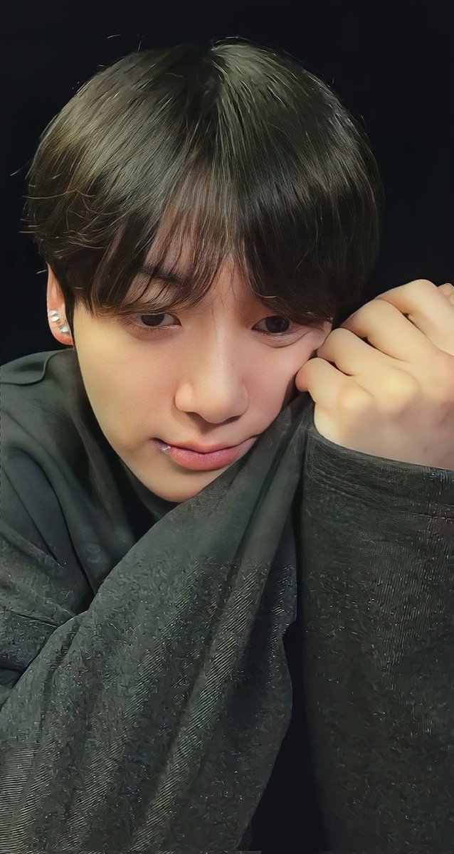 vgvantae's tweet photo. #HappyBirthdayJungkook 
Wish you all the best and Love you 💜 https://t.co/wmvdItOdSj