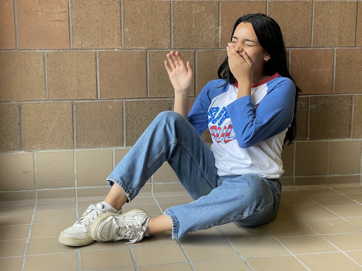 UBrecreation's tweet image. It’s no joke! You don’t want to miss the sale dropping in the Bulls Team Shop tomorrow… 🤘🔥 #3daysonly

Follow Bulls Team Shop on Instagram: instagram.com/bullsteamshop/ #ubuffalo #ubhornsup