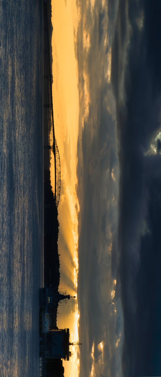 tadj0225's tweet photo. Beautiful sunset view from #Devonport #FerryTerminal .
Please tapping to zoom.
#NorthShore #Auckland #NewZealand #HarberBridge #Photography #NZPhotography #SunsetPhotography
#SonyImage #Sony #a7iii #SEL24105G
@Skylum #LuminarNeo @DXOLabs #PureRAW https://t.co/JP8jjOj7ez
