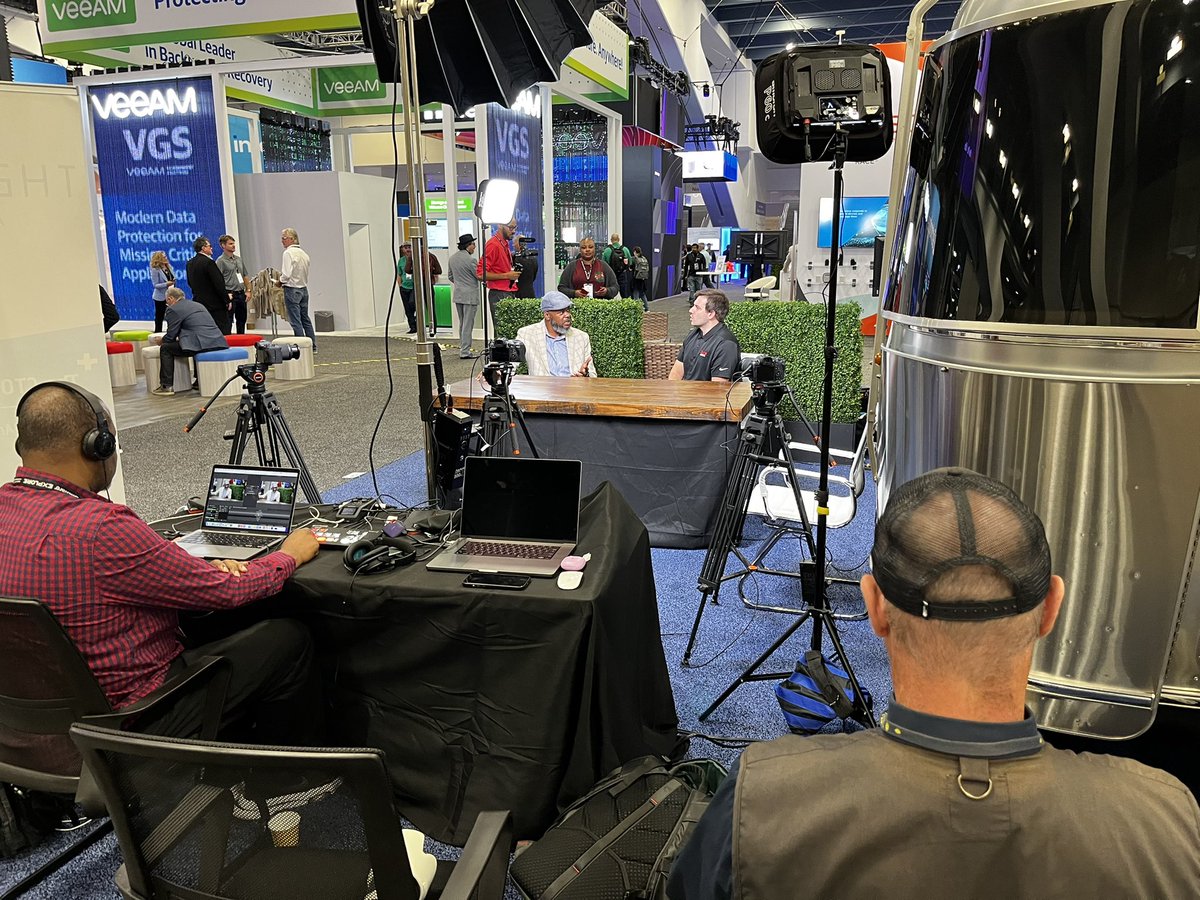 Looking for the <a href="/Tech_LevelUp/">Level Up Project 🍄</a> coffee mugs? Head to the <a href="/CTOAdvisor/">Keith Townsend</a> airstream and pick one up only a couple left! #VMwareExplore